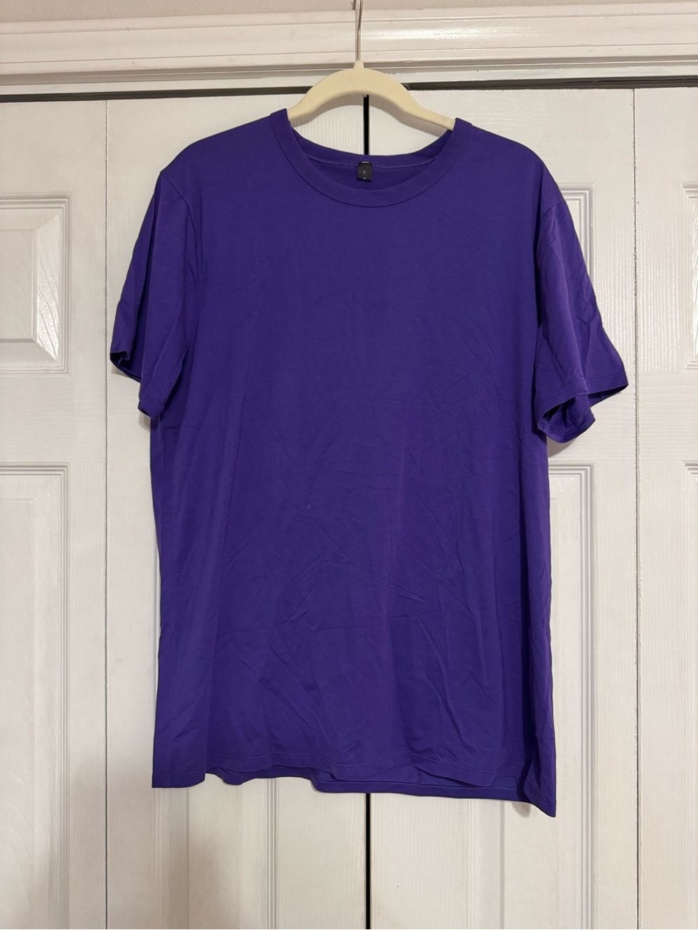 Men’s lululemon deep purple size large tee